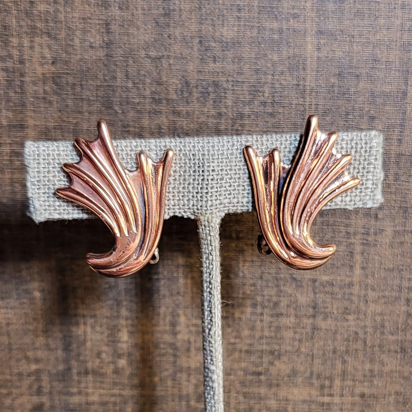 1950s Renoir Copper Fan Earrings – Amy's Collective Boutique